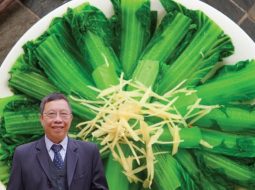 Rau cải bẹ xanh – Món rau rẻ tiền, vị thuốc quý cho người Gout