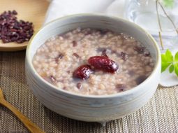 Món cháo đậu đỏ dinh dưỡng giúp giảm đau khớp - Ảnh minh họa