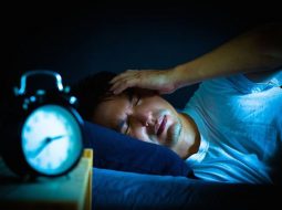 Mất ngủ kinh niên là gì? Nguyên nhân, triệu chứng và giải pháp