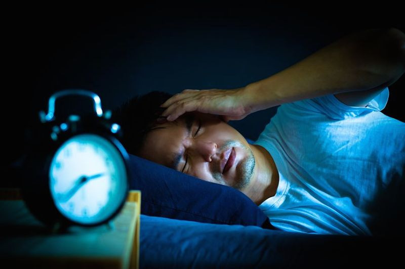 Mất ngủ kinh niên là gì? Nguyên nhân, triệu chứng và giải pháp
