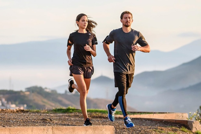 Thoái hóa cột sống có nên chạy bộ không? Giải đáp từ chuyên môn