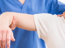Thoái hóa đốt sống cổ có chữa khỏi được không? Phương pháp hiệu quả lâu dài