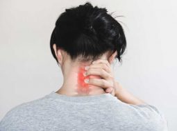 Nguyên nhân gây đau vai gáy nhức đầu, biến chứng và giải pháp