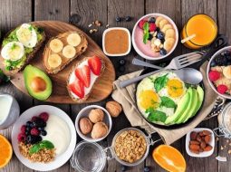 Trào ngược dạ dày nên ăn gì để nhẹ bụng, khỏe dạ?