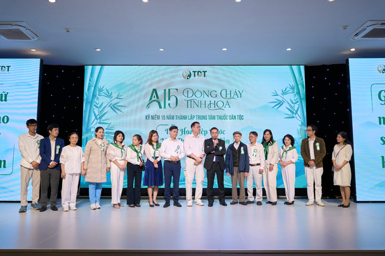 Lão gọi vui "buổi họp fan" của Lão Tuấn 