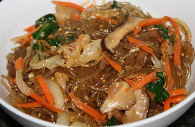 Đau dạ dày ăn miến được không? Lão Tuấn lý giải từ góc nhìn Đông y