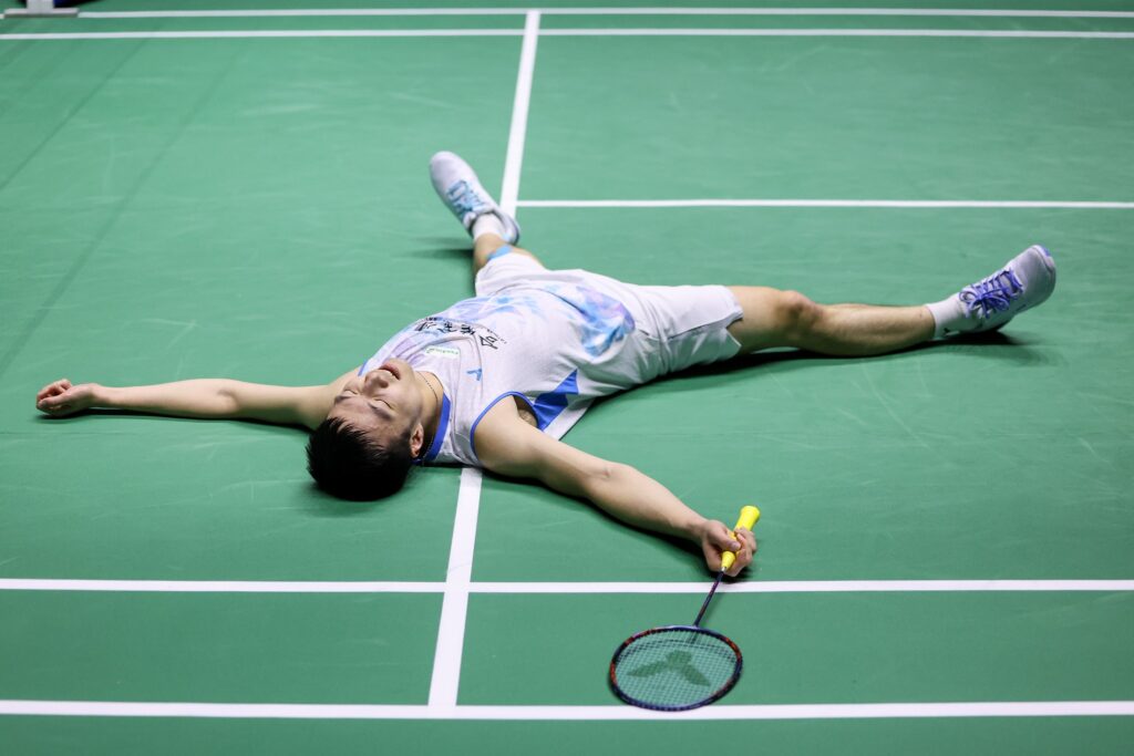 Vận động viên bị thoát vị đĩa đệm phải làm gì? Hướng cải thiện phục hồi