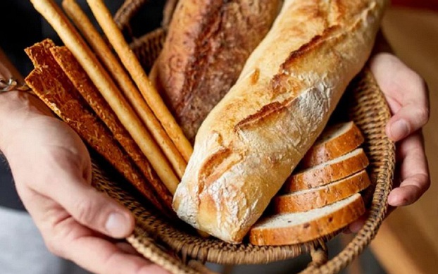 Đau dạ dày có nên ăn bánh mì không? Lão nói rõ điều này!