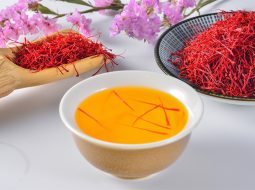 Cách uống nhụy hoa nghệ tây chữa mất ngủ: Bà con dùng sao cho đúng?