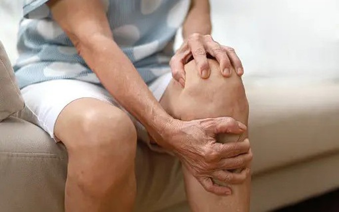 Viêm khớp cấp: Coi thường một lần, hối hận cả đời