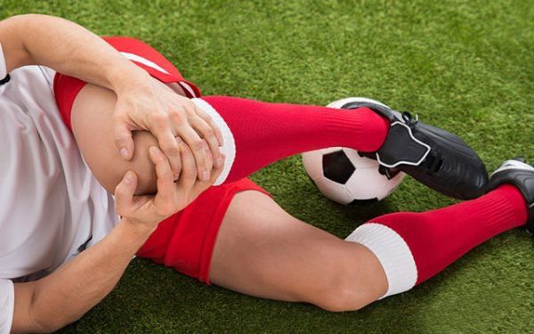 Trật khớp gối khi chơi thể thao – Cảnh báo không thể chủ quan