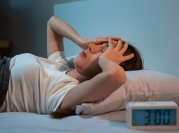 Mất ngủ chóng mặt: Triệu chứng tưởng nhẹ mà hóa nặng