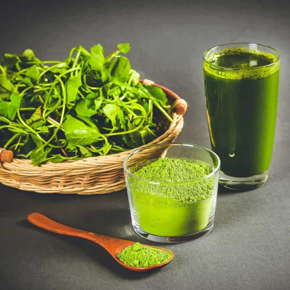 Trào ngược dạ dày có nên uống rau má? Cẩn trọng kẻo lợi thành hại