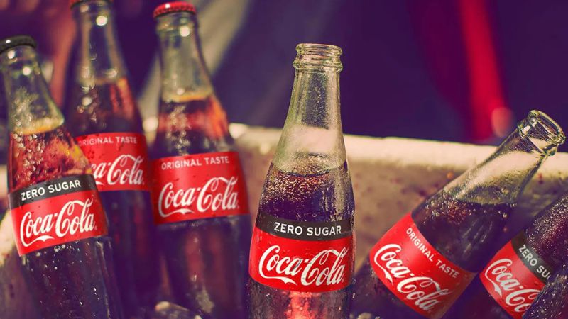 Uống Coca Cola có mất ngủ không? Góc nhìn của Đông y về loại nước ngọt quen thuộc