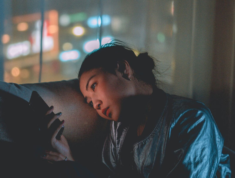 Thức đêm gây hại dạ dày: Đừng để hư hỏa thiêu đốt vị khí!