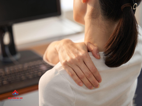 Làm thế nào để giảm đau cổ vai gáy hiệu quả theo y lý Nam y?