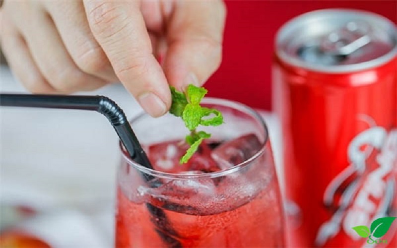 Uống Sting có mất ngủ không? Lời dặn từ Lão Tuấn về thức uống hiện đại