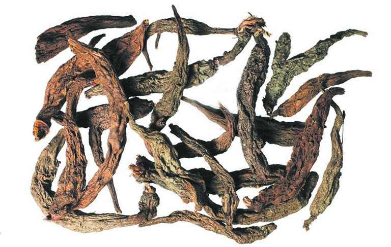 Đại kích thường sẽ kết hợp với các vị thuốc khác