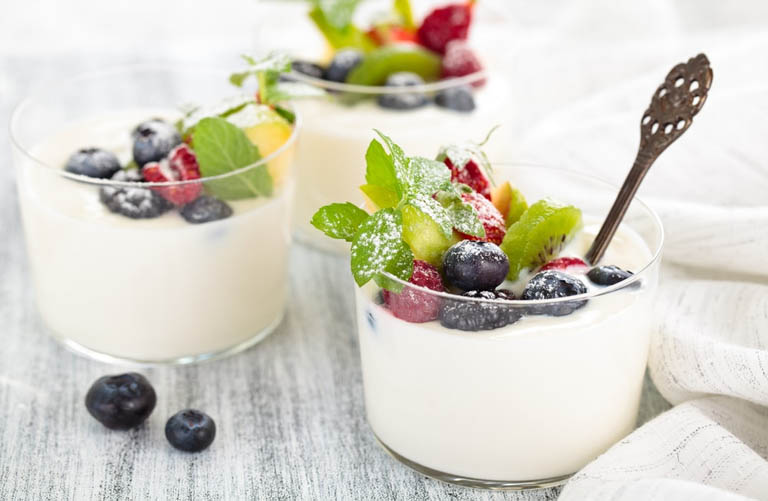 Đau dạ dày có nên ăn sữa chua? Lời khuyên dưỡng vị từ Lão Tuấn