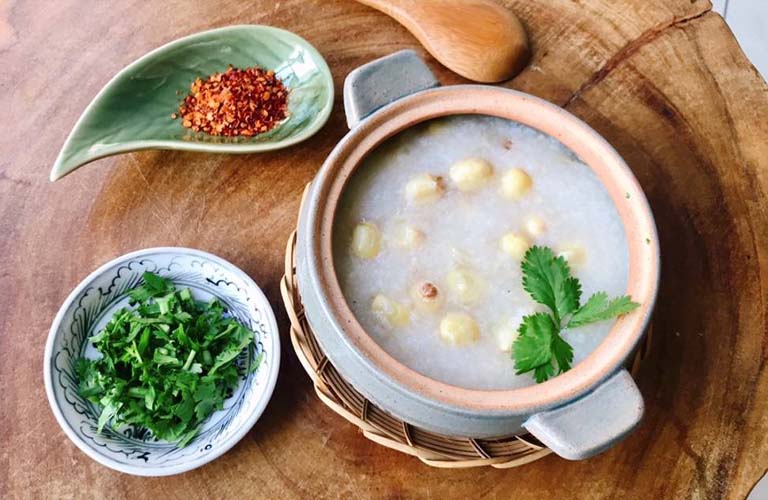 Cách nấu hạt sen chữa mất ngủ theo dưỡng sinh Đông y