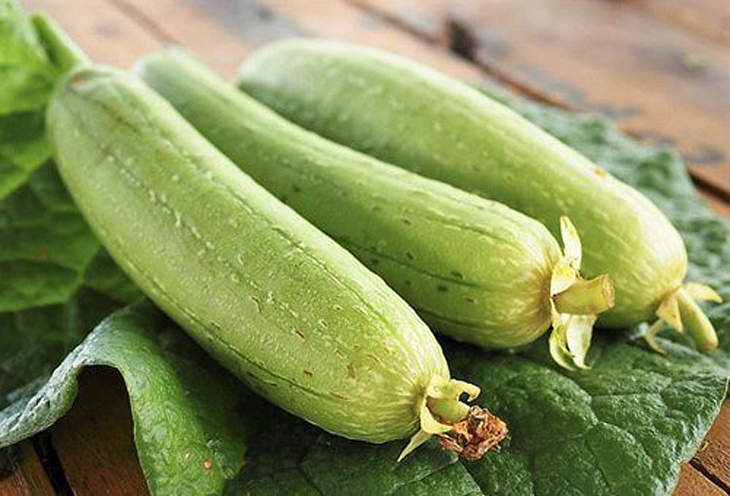 Bà con có thể tận dụng cả phần quả và lá mướp