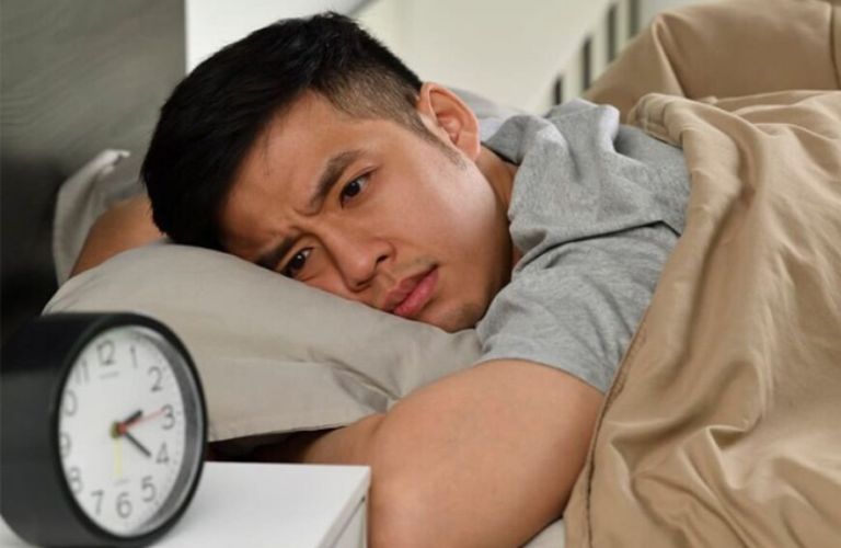 Mất ngủ thường xuyên – Cảnh báo không nên xem nhẹ