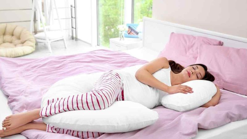 Tư thế nằm cho người đau thần kinh tọa: Bí quyết ngủ ngon, bớt đau thắt lưng