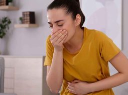 Vì sao rối loạn tiền đình gây buồn nôn và cách xử lý từ gốc