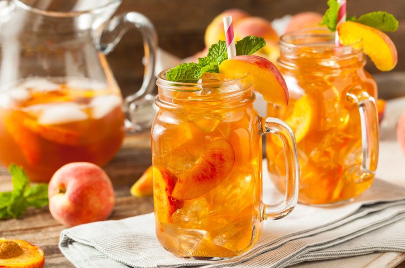 Uống trà đào có mất ngủ không? Lời khuyên dưỡng sinh từ Lão Tuấn