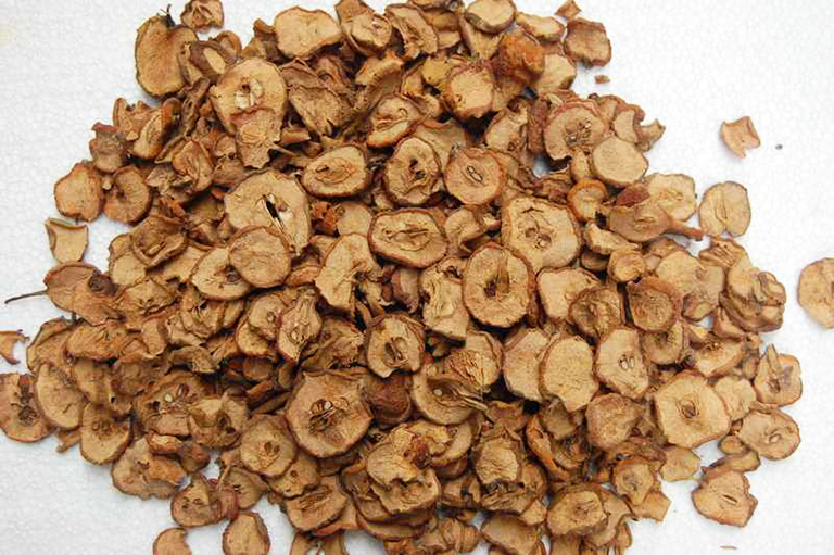 Quả sơn tra khô là vị thuốc dùng trong nhiều bệnh lý khác nhau