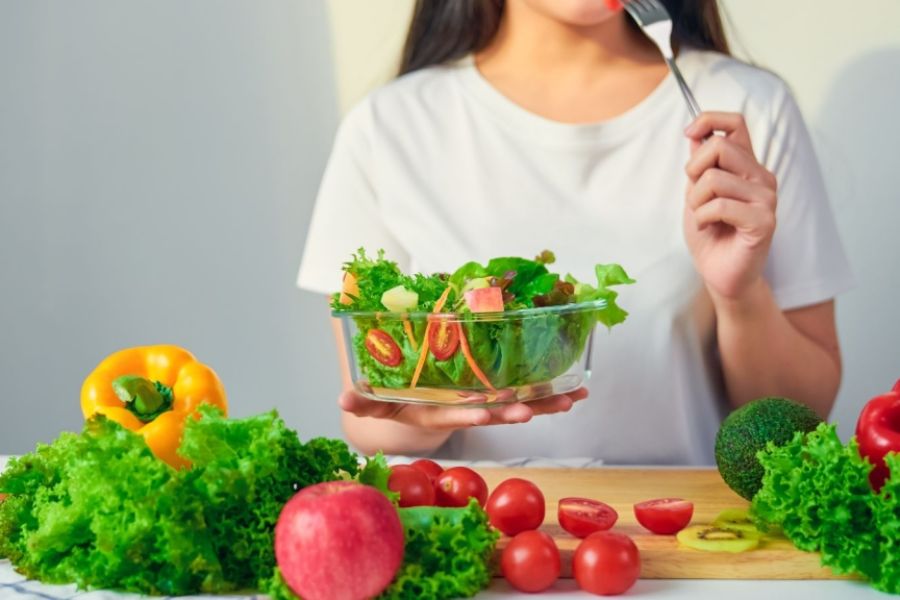 Trào ngược dạ dày không nên ăn rau gì? Lời khuyên từ Lão Tuấn