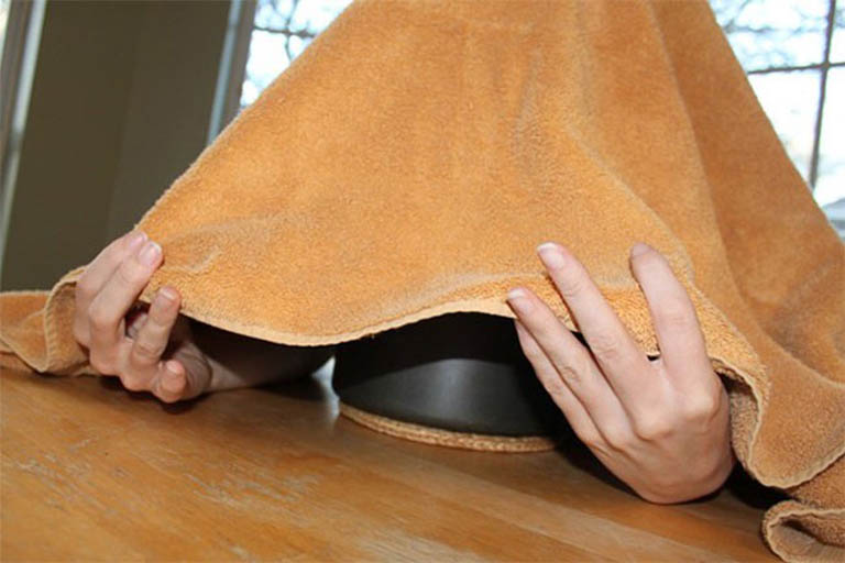 Xông hơi trị mề đay: Cách giải độc thấu chẩn từ dân gian hiệu quả