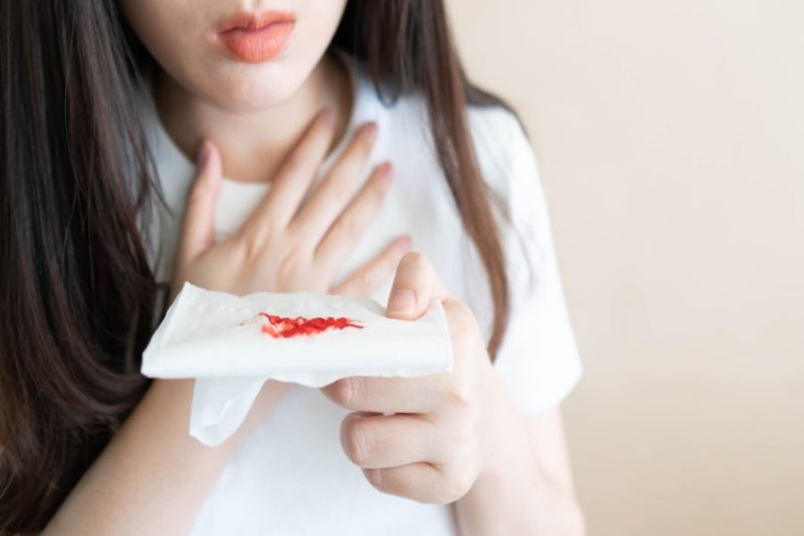 Bị xuất huyết dạ dày có được vận động mạnh không? Lời khuyên của Lão