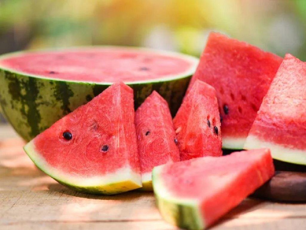 Dưa hấu có tốt cho tinh trùng không? Lời khuyên dưỡng sinh từ Lão Tuấn
