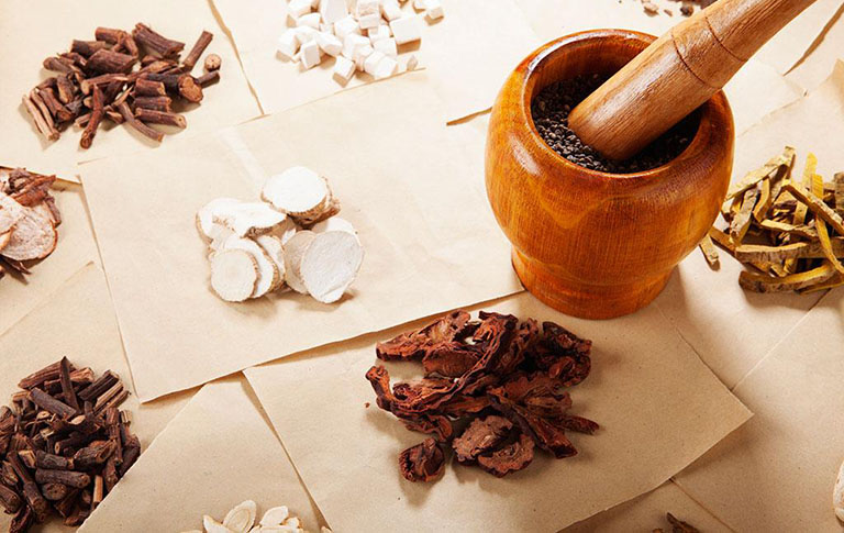 Đông y trị thận hư: Bí quyết phục hồi bản lĩnh phái mạnh từ gốc