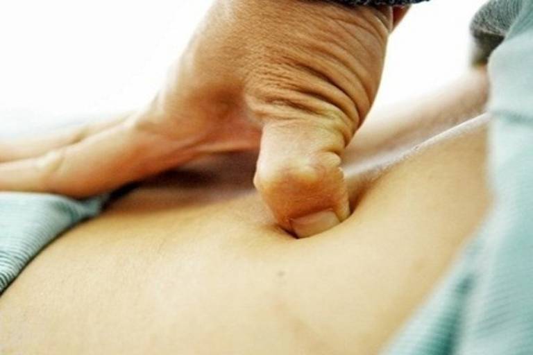 Bấm huyệt chữa thận yếu: Bí quyết dưỡng thận, khỏe sinh lực