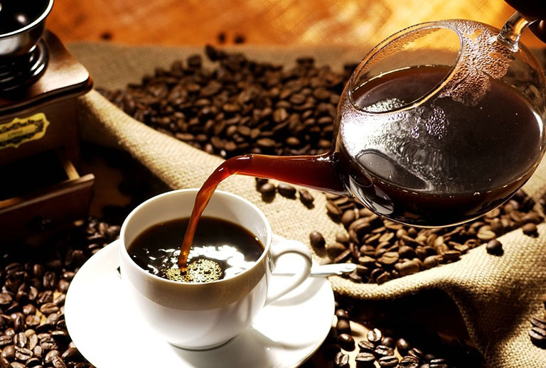 Thận yếu không nên uống gì? 5 thức uống gây "cạn" tinh lực Anh Em cần tránh