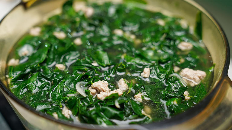 Mẹo chữa yếu sinh lý bằng rau ngót: Bí quyết phục hồi bản lĩnh nam giới