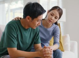 Chồng 35 tuổi yếu sinh lý: Mách chị em khéo léo giúp chồng hồi phục bản lĩnh từ gốc