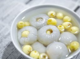 Mẹo chữa yếu sinh lý bằng quả vải giúp Anh Em lấy lại bản lĩnh cụ thể nhất