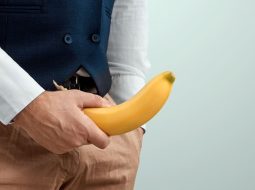 Cương dương không kiểm soát: Nỗi lo thầm kín và cách trị từ gốc