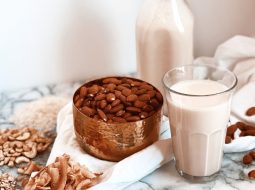 Đàn ông uống sữa gì tốt cho tinh trùng? Bí quyết bổ thận sinh tinh