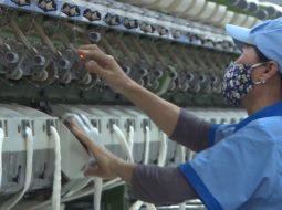 Nghề nghiệp dễ bị thoát vị đĩa đệm: Đừng để mưu sinh làm gãy cột sống