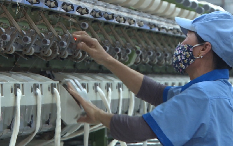 Nghề nghiệp dễ bị thoát vị đĩa đệm: Đừng để mưu sinh làm gãy cột sống