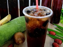 Uống trà bí đao có mất ngủ không? Lão Tuấn giải mã từ gốc y lý