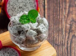 Trào ngược dạ dày có ăn được thanh long không? Lời dặn từ Lão Tuấn